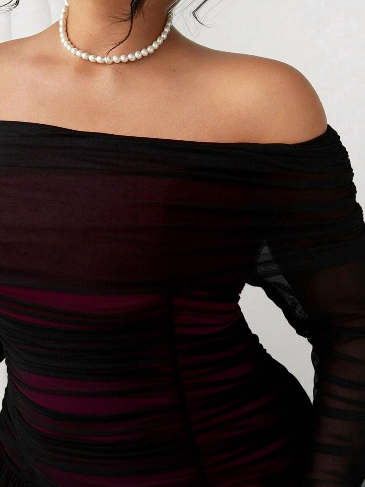 thumbnail image 6 of Multicolor Elegant Off-Shoulder Long Sleeve Bodycon Dress, 6 of 7